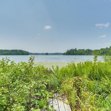 Scenic Hayward Lake View Retreat With Fire Pit 外观 照片