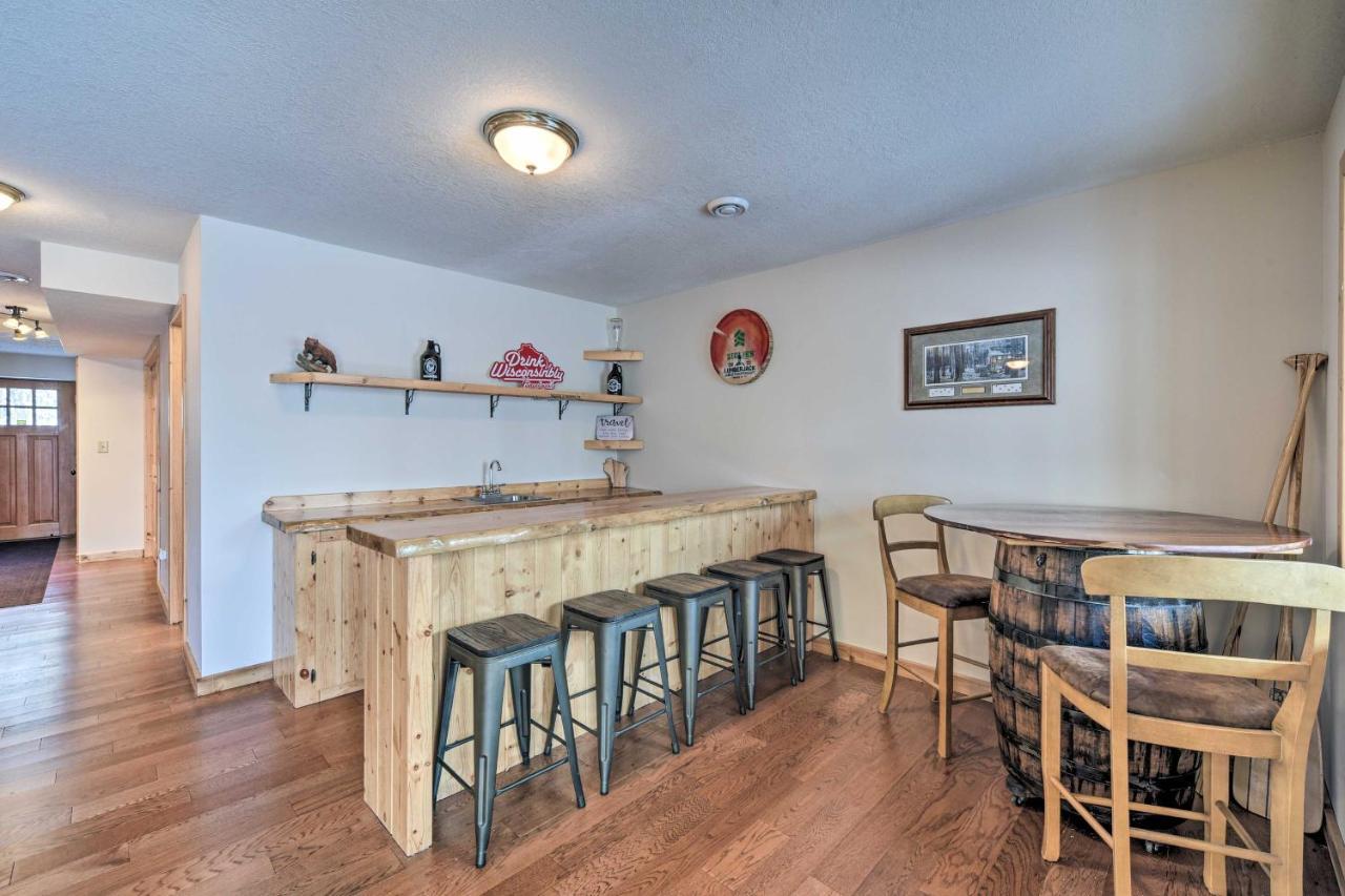 Scenic Hayward Lake View Retreat With Fire Pit 外观 照片