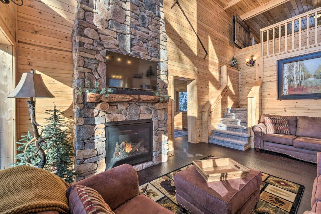 Scenic Hayward Lake View Retreat With Fire Pit 外观 照片