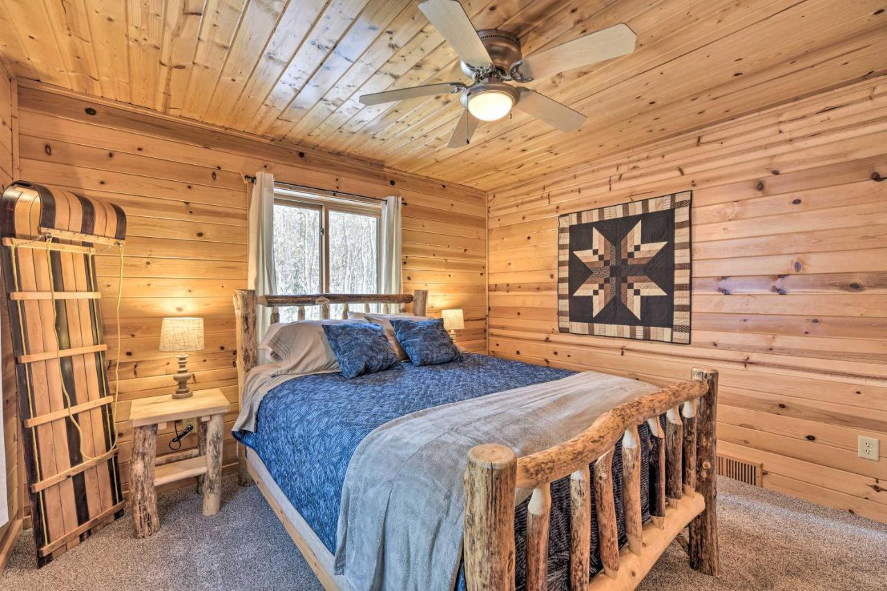 Scenic Hayward Lake View Retreat With Fire Pit 外观 照片